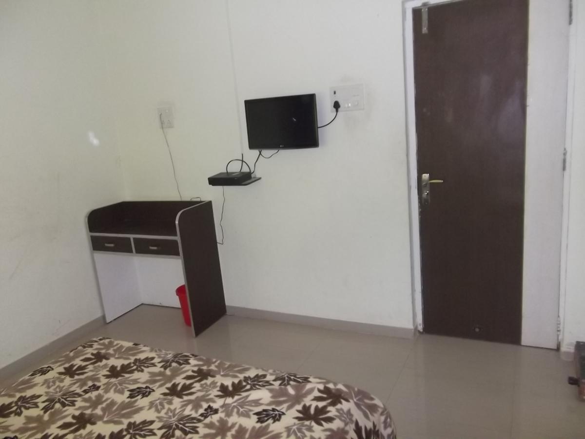 Hotel Rajyog Ranjangaon Ganpati Bilik gambar